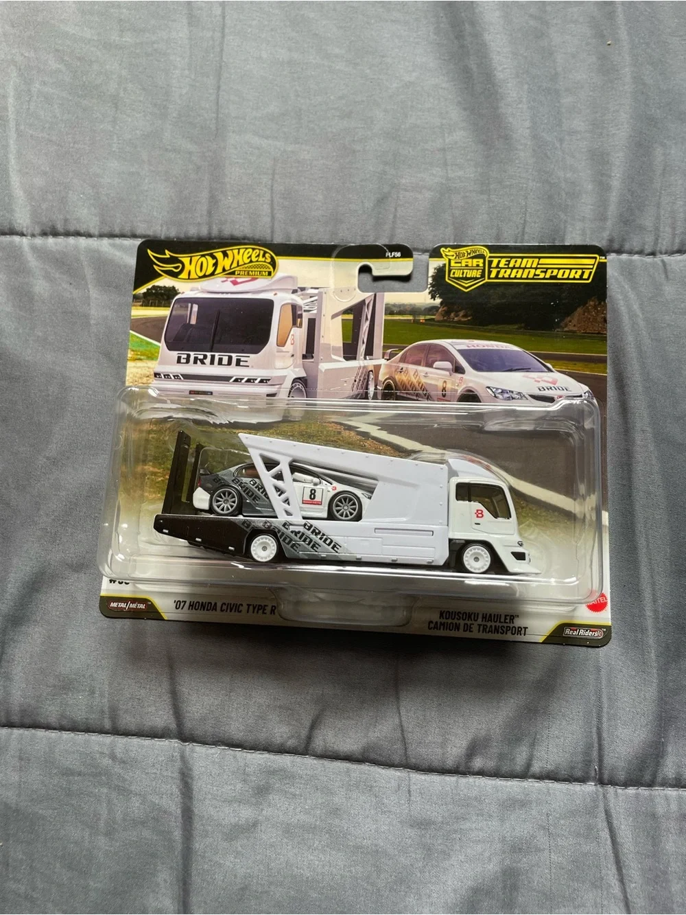 Hot Wheels Team Transport Packaging - White Backing Card